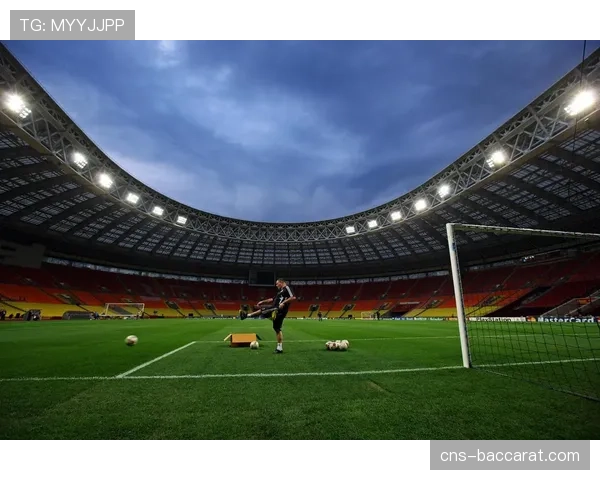 欧冠决赛用球“伦敦之星”正式发布，设计融入城市元素